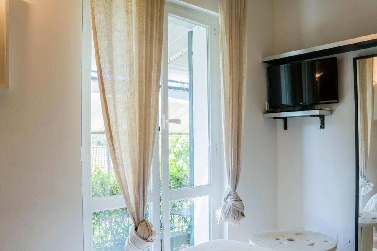 Timo - Villa Luisa: Con Vasca Idromassaggio Privata Казарца-Лигуре Экстерьер фото